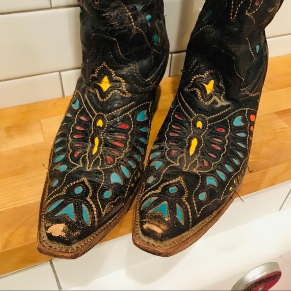Butterfly Cutout Boots. Corral Vintage. - Picture 2 of 7